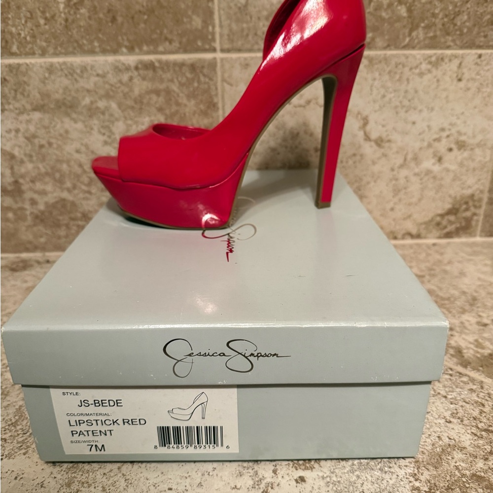 Jessica Simpson Size 7 woman’s Lipstick Red Heels